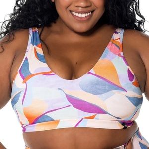 Selling Booty by Brabants curvy lavish top.